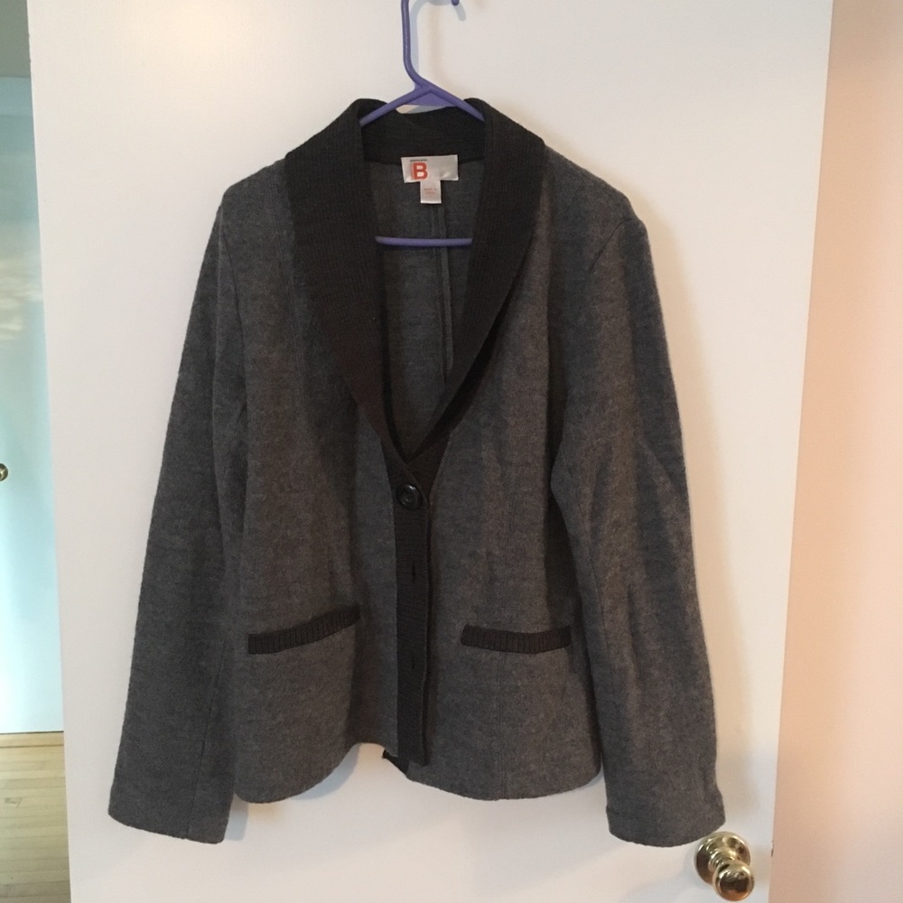 Gray with black trim wool sweater